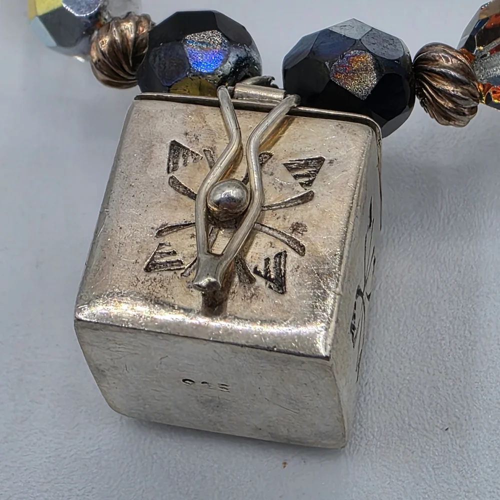Elegant Black and Gold Charm Bracelet